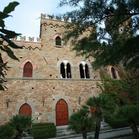 Castello Il Borgia In Passignano Sul Trasimeno - Italy Villa Dış mekan fotoğraf